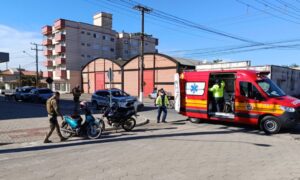 Colisão entre duas motocicletas deixa dois feridos em Morro da Fumaça