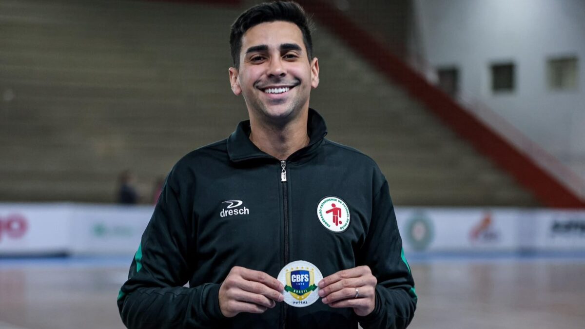 Promovido à elite da CBFS, oficial de arbitragem fumacense Gabriel Quirino projeta estreia na Liga Nacional