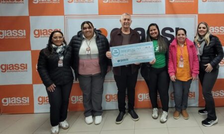 Associação Cultural Talento Fumacense recebe recursos do Troco Solidário do Giassi Supermercados