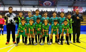 FME Morro da Fumaça Sub-12 garante vaga na semifinal do Catarinense de Futsal