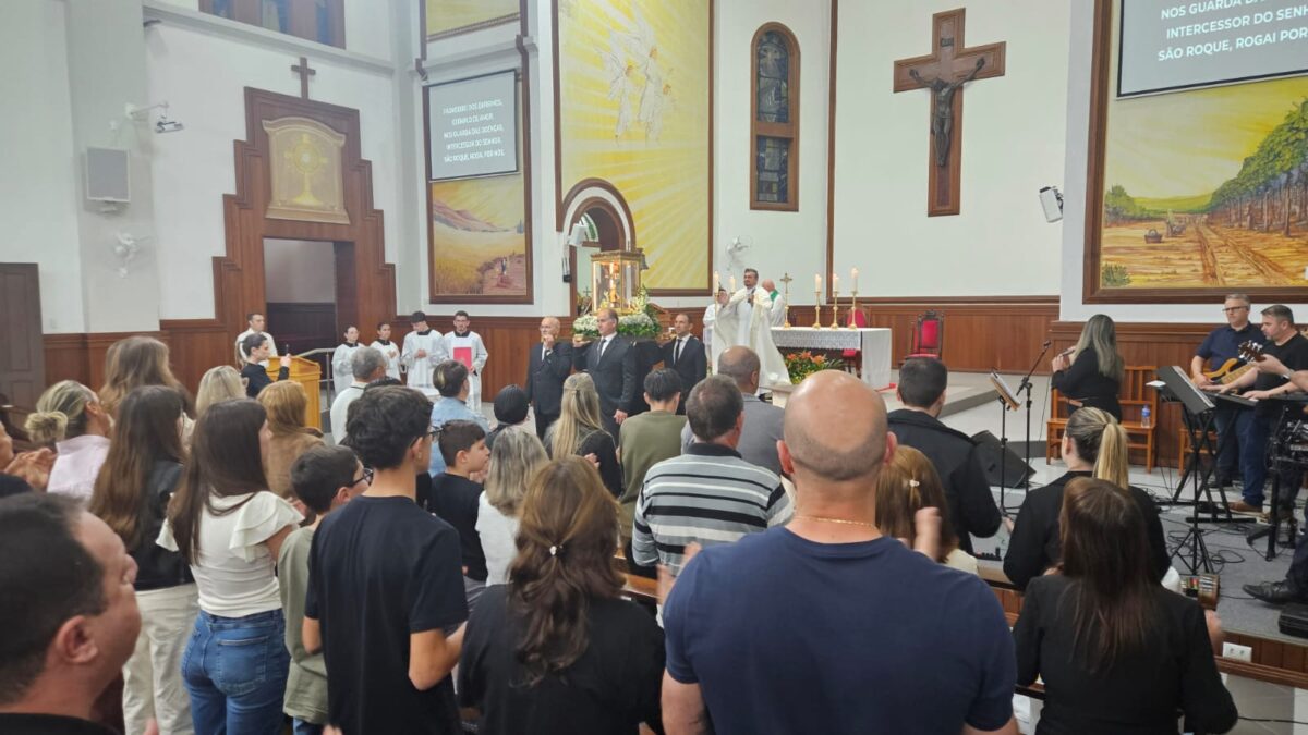 Abertura da 68ª Festa de São Roque e Nossa Senhora da Glória reúne fiéis na Igreja Matriz