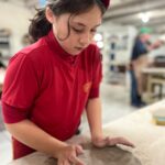 Alunos do Centro Educacional Davi vivenciam aula prática de História e Geografia na Olaria das Artes 2 Alunos do Centro Educacional Davi vivenciam aula prática de História e Geografia na Olaria das Artes
