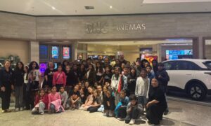 Colônia de Férias leva crianças e adolescentes de Morro da Fumaça ao cinema