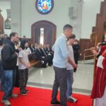 Santa Missa da Crisma reúne 80 crismandos na Igreja Matriz São Roque