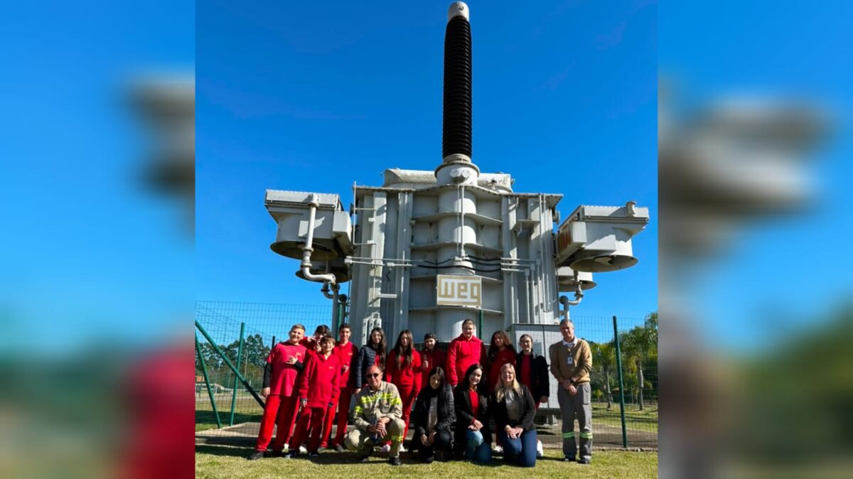 Estudantes do CED participaram de visita técnica à Usina Termoelétrica