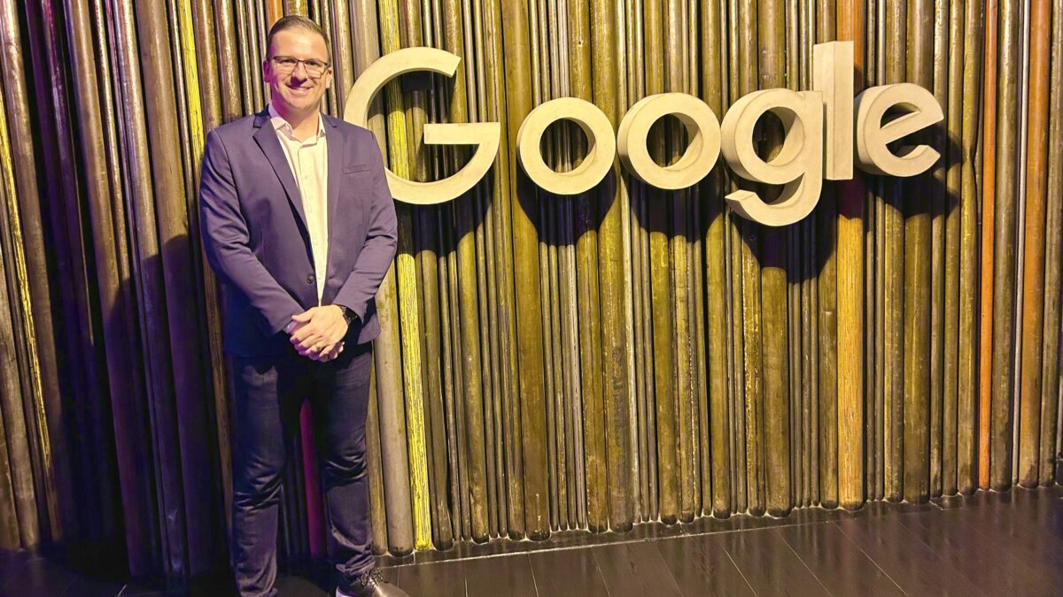 Morro da Fumaça participa de encontro no Google sobre inovação na educação pública