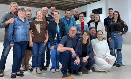 Festeiros da Festa de Nossa Senhora do Perpétuo Socorro do Balneário Esplanada promovem jantar dançante