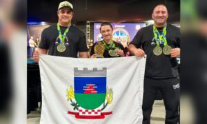 Atletas fumacenses brilham no Brasileiro e conquistam vaga para o Mundial de Powerlifting na Polônia