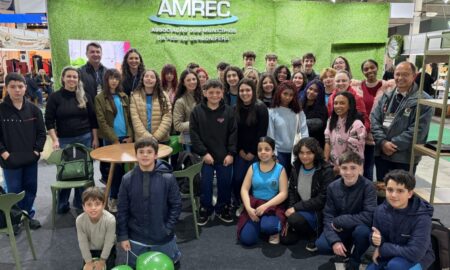 Alunos do Sanitarista Júnior visitam Feira Agroponte e ampliam aprendizado sobre o agronegócio