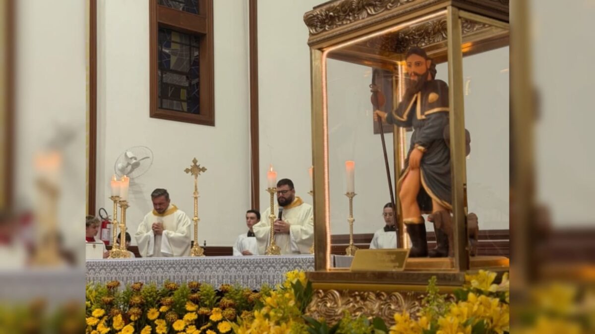 Comunidade participa de mais uma noite da 68ª Festa de São Roque em Morro da Fumaça