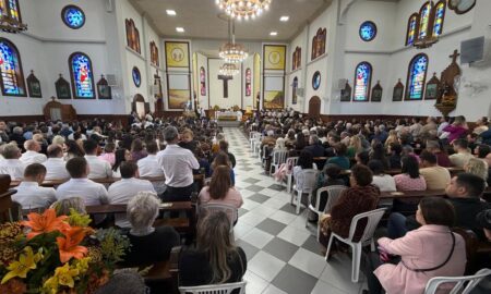 Igreja Matriz fica lotada no dia de São Roque em Morro da Fumaça