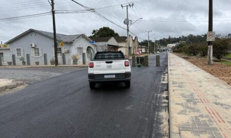 Demutran orienta motoristas sobre sentido único na Avenida Celeste Recco
