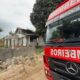 Bombeiros combatem incêndio em imóvel abandonado