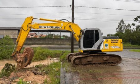 Equipes do Governo Municipal seguem atuando para dar suporte a população fumacense, após forte chuva