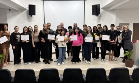 Futuras mamães fumacenses e acompanhantes concluem curso com orientações para a chegada dos bebês