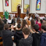 Missa com as Crianças tem participação dos pequenos na Igreja Matriz São Roque 5 Missa com as Crianças tem participação dos pequenos na Igreja Matriz São Roque