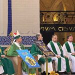 Padre Daniel Zilli concelebra missa no Santuário Nacional de Nossa Senhora Aparecida