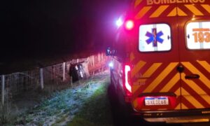 Acidente mobiliza Bombeiros e PM na madrugada deste sábado em Morro da Fumaça