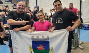 Atletas de Morro da Fumaça conquistam pódios no Campeonato Mundial de Powerlifting, na Polônia
