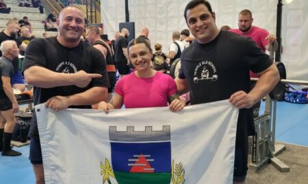 Atletas de Morro da Fumaça conquistam pódios no Campeonato Mundial de Powerlifting, na Polônia