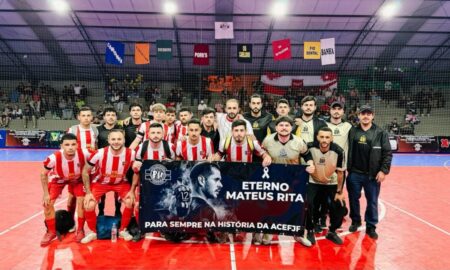 Os Cabeludos e Camisinha vencem na 2ª rodada da FJF em noite marcada por homenagens a Mateus Rita