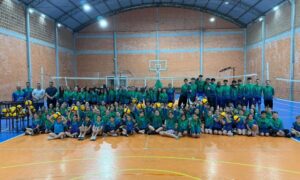 Associação Voa Vôlei de Morro da Fumaça recebe novos equipamentos e uniformes