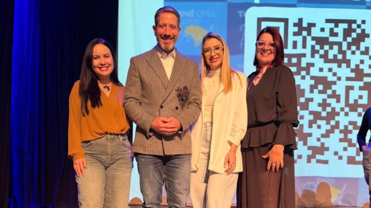 Centro Educacional Davi participa de turnê nacional com Leo Fraiman, referência em educação socioemocional no Brasil